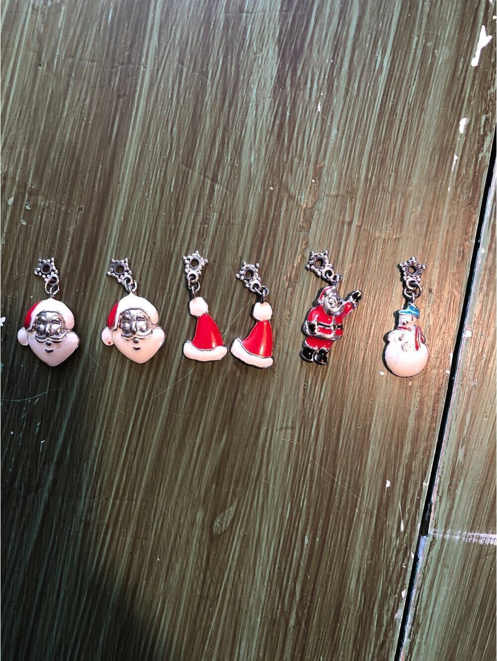 Avon Vintage Christmas Charm Bracelet Pieces Santas and Snowman